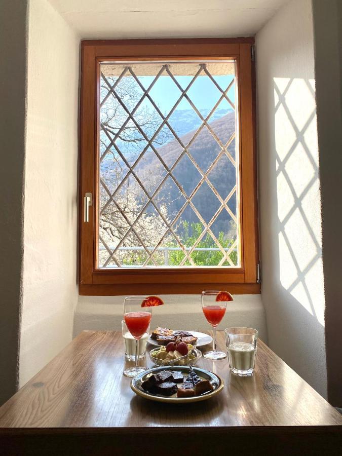 Osteria Gruetli Con Alloggio Borgnone Buitenkant foto