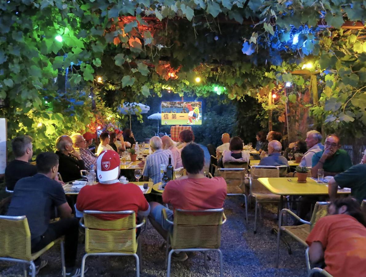 Osteria Gruetli Con Alloggio Borgnone Buitenkant foto