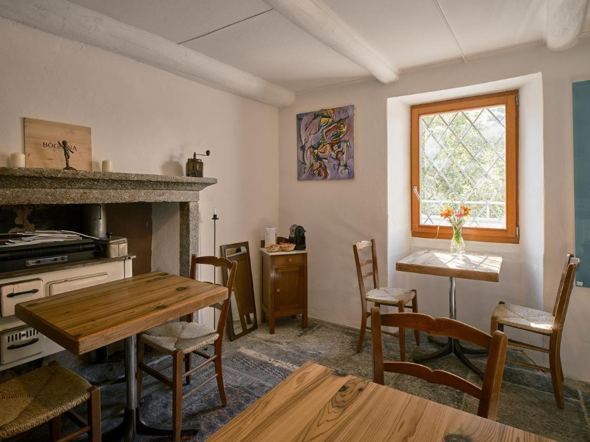 Osteria Gruetli Con Alloggio Borgnone Buitenkant foto